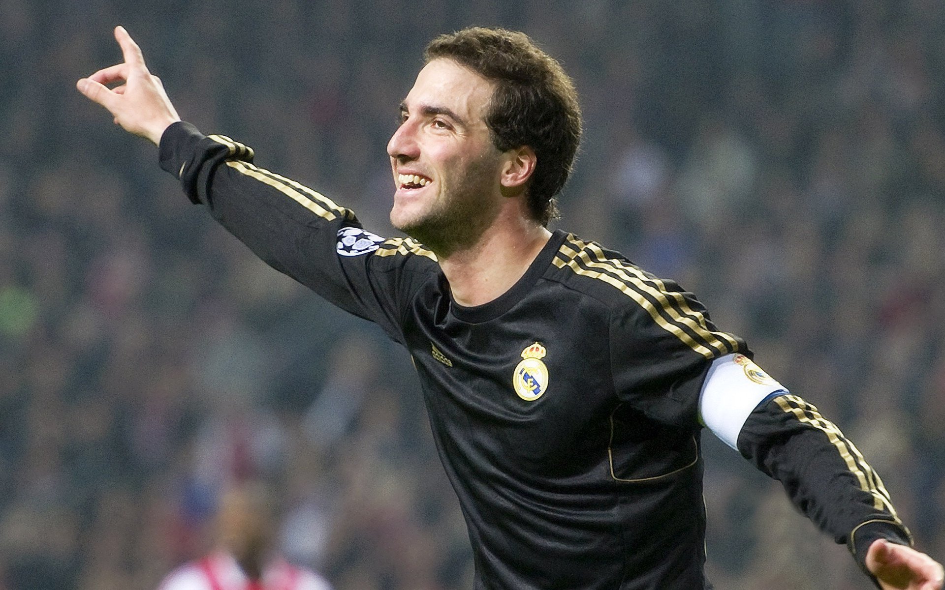 赛场上的传奇反转，传奇比赛视频直播